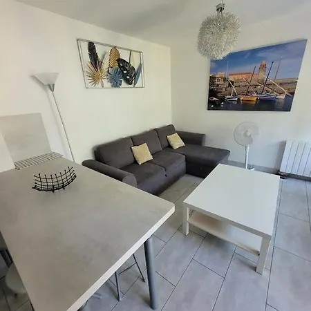 Tres Bel A 150 Metres Des Plages Avec Jardin Prive Et Parking Dans Securisee Apartmán