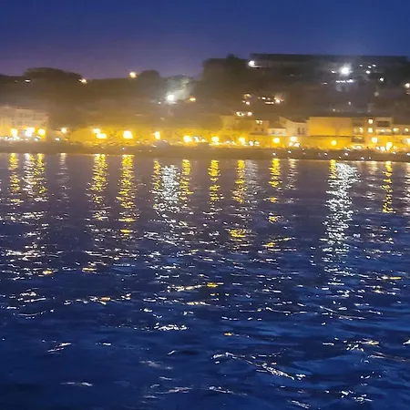 Tres Bel A 150 Metres Des Plages Avec Jardin Prive Et Parking Dans Securisee * Collioure